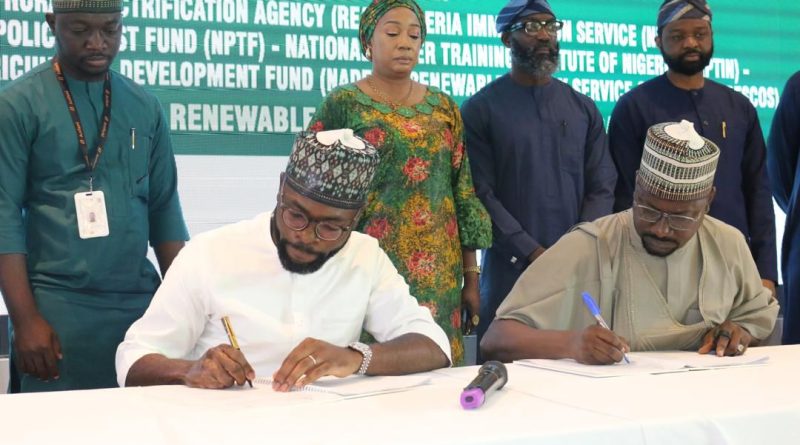 REA Partners with Government Agencies and RESCOs to Accelerate Nigeria’s Clean Energy Transformation Goal